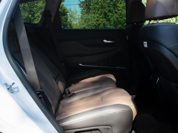 Hyundai Santa Fe IV Рестайлинг с пробегом 2021 года, цена 3 050 000 рублей, 79621 км, внедорожник, Автокод Объявления