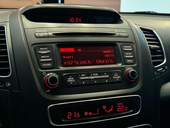 Kia Sorento II Рестайлинг с пробегом 2013 года, цена 1 699 000 рублей, 241511 км, внедорожник, Автокод Объявления