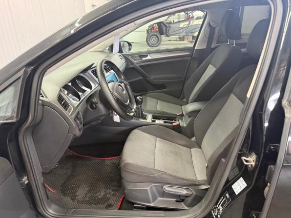 Volkswagen Golf VII с пробегом 2013 года, цена 997 000 рублей, 160482 км, хэтчбек, Автокод Объявления