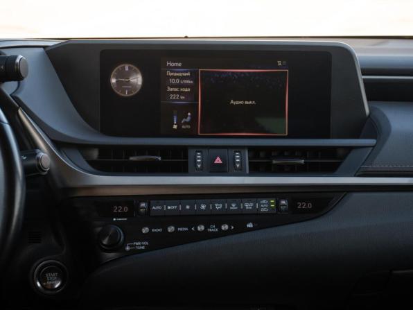 Lexus ES VII с пробегом 2018 года, цена 3 178 000 рублей, 111000 км, седан, Автокод Объявления