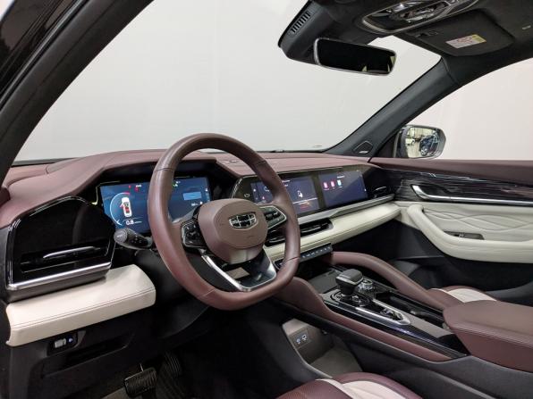 Geely Monjaro I с пробегом 2023 года, цена 2 790 000 рублей, 89462 км, внедорожник, Автокод Объявления