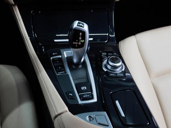 BMW 5 серии VI (F10/F11/F07) Рестайлинг с пробегом 2016 года, цена 1 920 000 рублей, 252552 км, седан, Автокод Объявления