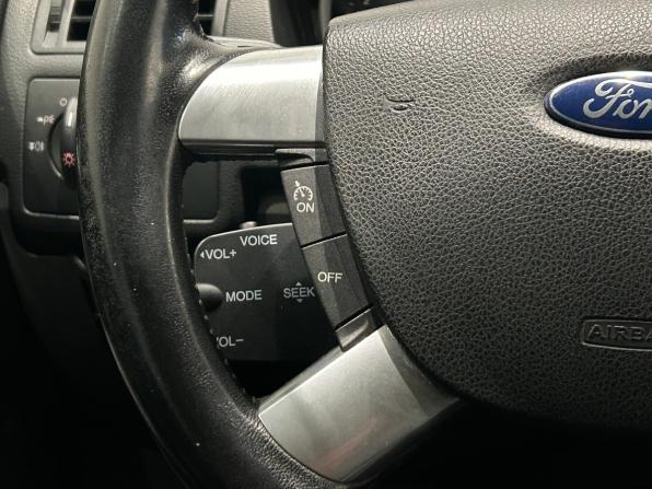 Ford Kuga I с пробегом 2012 года, цена 949 000 рублей, 199311 км, внедорожник, Автокод Объявления