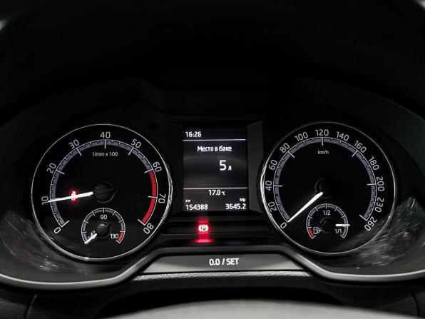Skoda Octavia III (A7) Рестайлинг с пробегом 2020 года, цена 1 650 000 рублей, 154000 км, лифтбек, Автокод Объявления