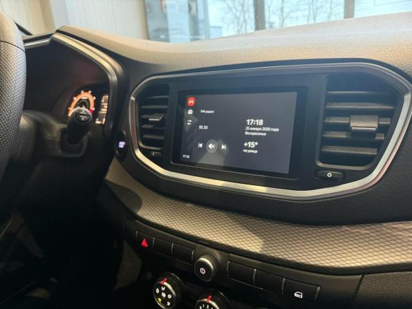 Lada (ВАЗ) Vesta I Рестайлинг (NG) с пробегом 2023 года, цена 1 349 000 рублей, 49000 км, седан, Автокод Объявления