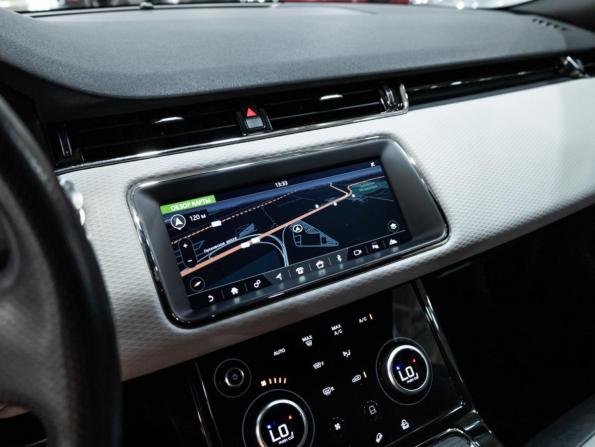 Land Rover Range Rover Evoque II с пробегом 2019 года, цена 3 499 700 рублей, 118037 км, внедорожник, Автокод Объявления