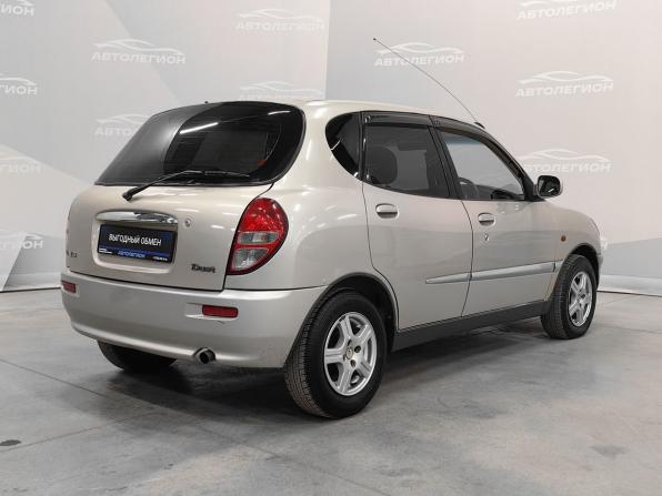 Toyota Duet с пробегом 2000 года, цена 345 000 рублей, 174561 км, хэтчбек, Автокод Объявления