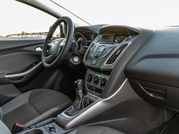 Ford Focus III с пробегом 2015 года, цена 1 028 000 рублей, 57000 км, седан, Автокод Объявления