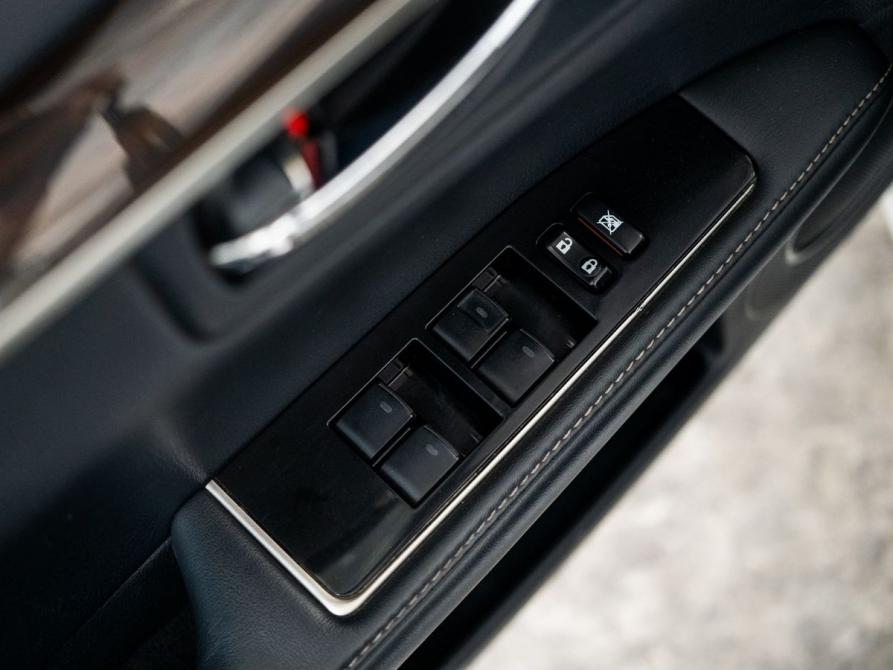 Lexus ES VI Иркутск  - изображение 20