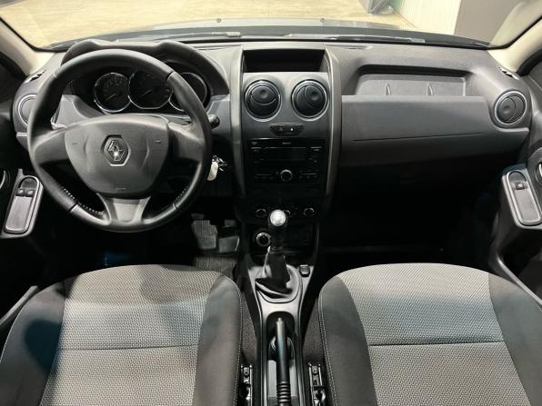 Renault Duster I Рестайлинг с пробегом 2018 года, цена 990 000 рублей, 118222 км, внедорожник, Автокод Объявления