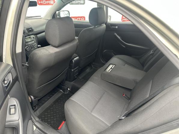 Toyota Avensis II Рестайлинг с пробегом 2008 года, цена 819 900 рублей, 333000 км, седан, Автокод Объявления