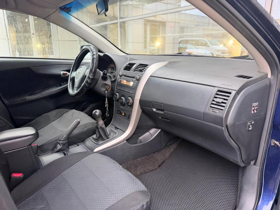 Toyota Corolla X (E140 E150) Москва  - изображение 17