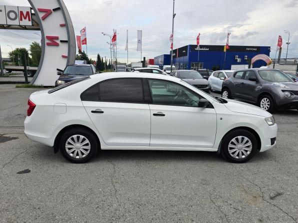 Skoda Rapid I с пробегом 2016 года, цена 799 995 рублей, 112809 км, лифтбек, Автокод Объявления