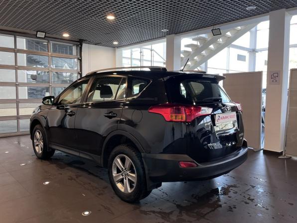Toyota RAV4 IV (XA40) с пробегом 2015 года, цена 1 900 000 рублей, 240886 км, внедорожник, Автокод Объявления