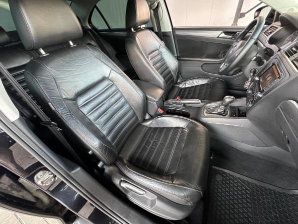 Volkswagen Jetta VI с пробегом 2011 года, цена 960 000 рублей, 210000 км, седан, Автокод Объявления