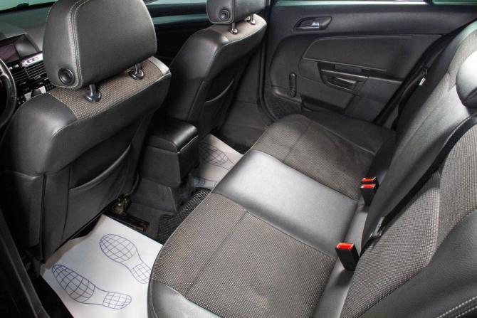 Opel Astra H Рестайлинг с пробегом 2008 года, цена 399 000 рублей, 259000 км, хэтчбек, Автокод Объявления