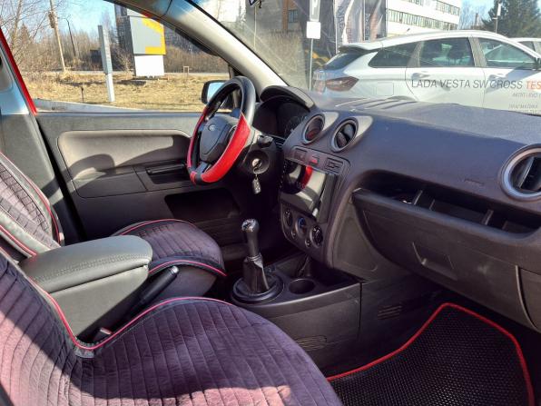 Ford Fusion I Рестайлинг с пробегом 2007 года, цена 219 000 рублей, 287959 км, хэтчбек, Автокод Объявления