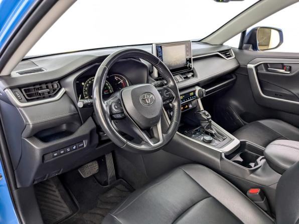 Toyota RAV4 V (XA50) с пробегом 2020 года, цена 2 800 000 рублей, 153555 км, внедорожник, Автокод Объявления