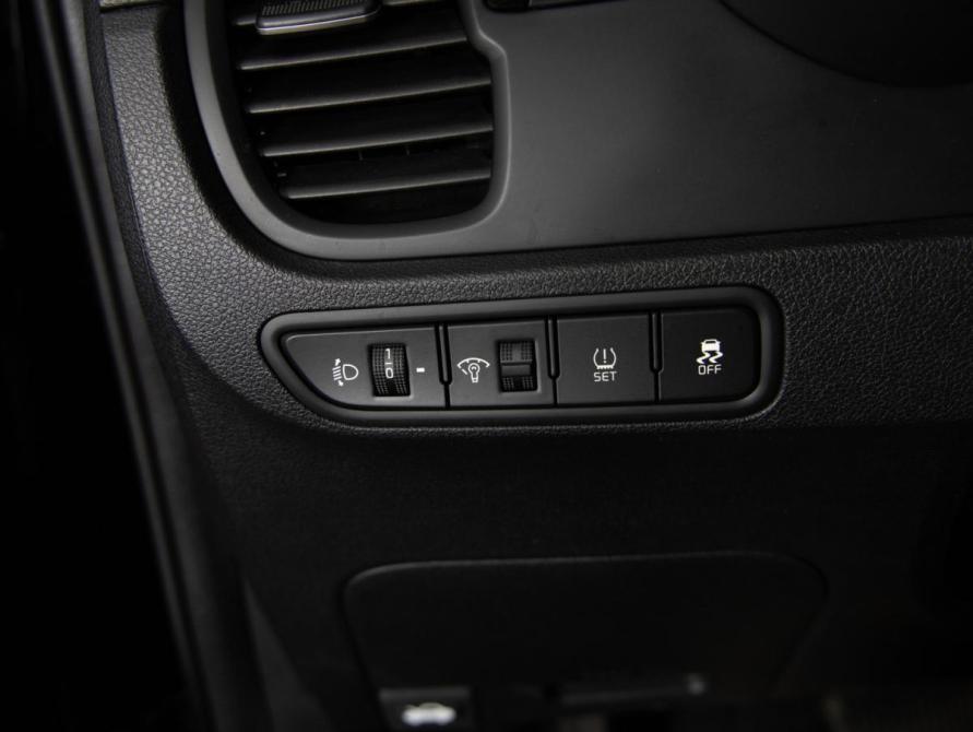 Kia Rio IV Санкт-Петербург  - изображение 16