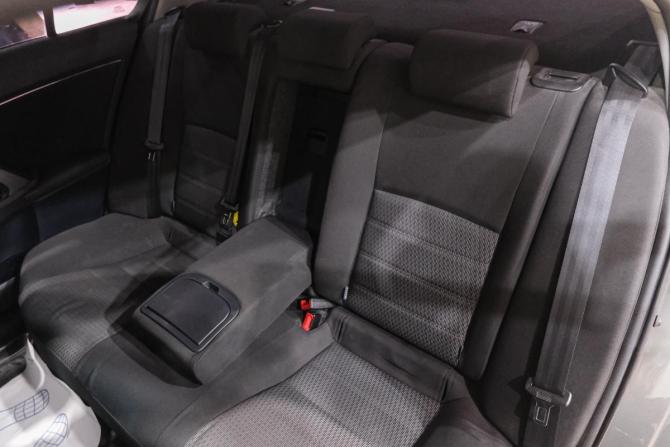 Toyota Avensis III Рестайлинг с пробегом 2012 года, цена 1 529 000 рублей, 165500 км, седан, Автокод Объявления