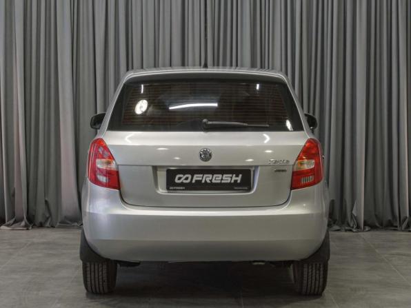 Skoda Fabia II Рестайлинг с пробегом 2012 года, цена 559 000 рублей, 158378 км, хэтчбек, Автокод Объявления