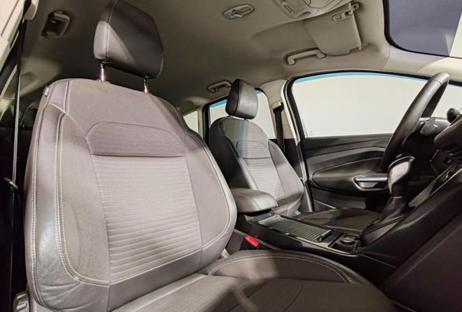 Ford Kuga II Рестайлинг с пробегом 2018 года, цена 1 290 000 рублей, 283835 км, внедорожник, Автокод Объявления