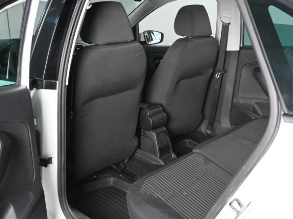 Volkswagen Polo V Рестайлинг с пробегом 2019 года, цена 1 319 000 рублей, 115083 км, седан, Автокод Объявления