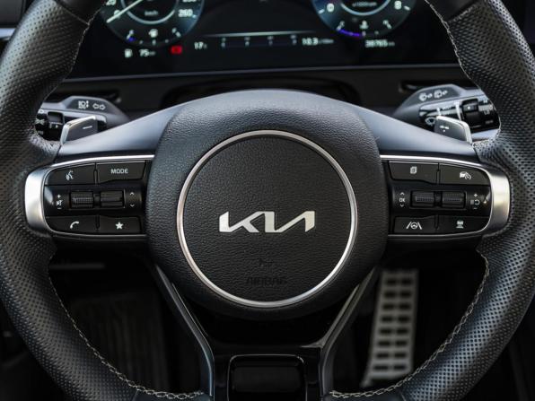 Kia Sportage V с пробегом 2025 года, цена 4 198 000 рублей, 38763 км, внедорожник, Автокод Объявления