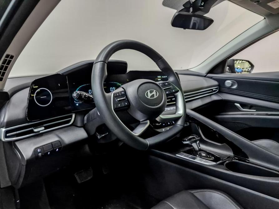 Hyundai Elantra VII (CN7) Рестайлинг Москва  - изображение 14