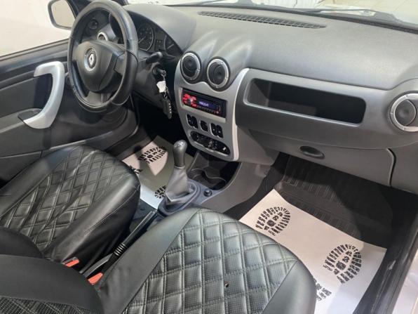 Renault Logan I Рестайлинг с пробегом 2013 года, цена 493 400 рублей, 161198 км, седан, Автокод Объявления