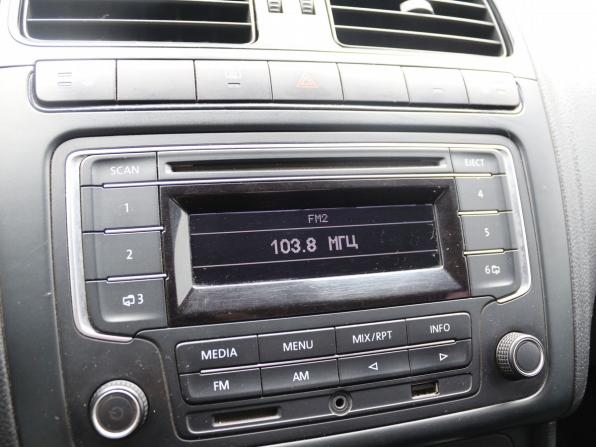 Volkswagen Polo V с пробегом 2014 года, цена 630 000 рублей, 143849 км, седан, Автокод Объявления