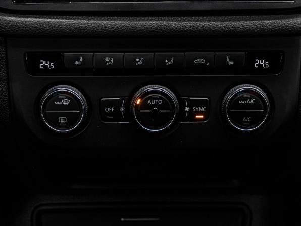Volkswagen Tiguan I Рестайлинг с пробегом 2015 года, цена 1 799 000 рублей, 132995 км, внедорожник, Автокод Объявления