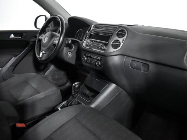Volkswagen Tiguan I Рестайлинг с пробегом 2015 года, цена 1 400 000 рублей, 172002 км, внедорожник, Автокод Объявления