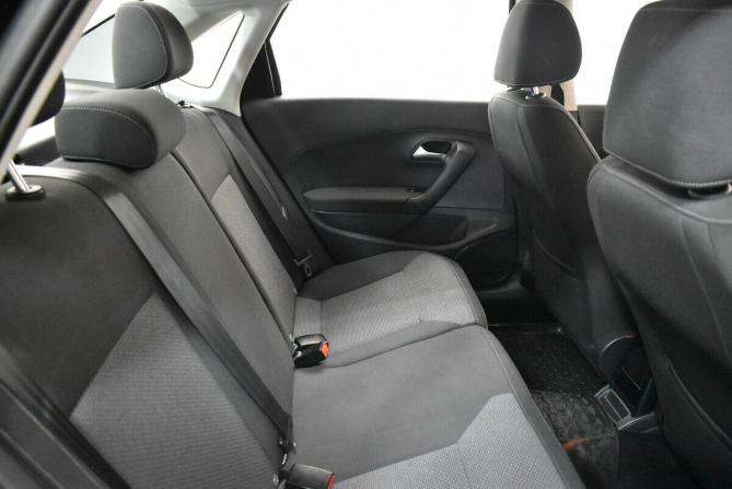 Volkswagen Polo V Рестайлинг с пробегом 2017 года, цена 1 220 000 рублей, 85410 км, седан, Автокод Объявления