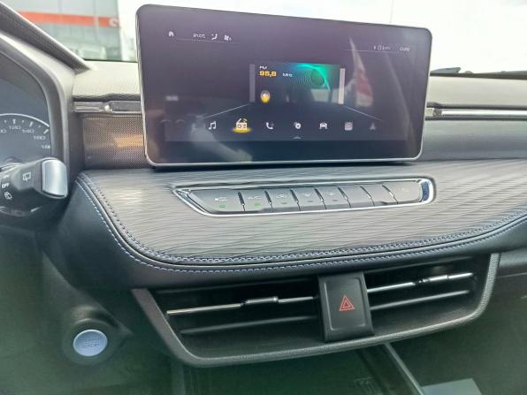 Haval Jolion I с пробегом 2022 года, цена 1 699 995 рублей, 40005 км, внедорожник, Автокод Объявления