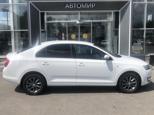 Skoda Rapid I с пробегом 2016 года, цена 999 500 рублей, 175886 км, лифтбек, Автокод Объявления