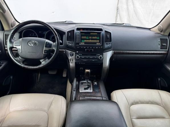 Toyota Land Cruiser 200 Series с пробегом 2011 года, цена 3 150 000 рублей, 262269 км, внедорожник, Автокод Объявления