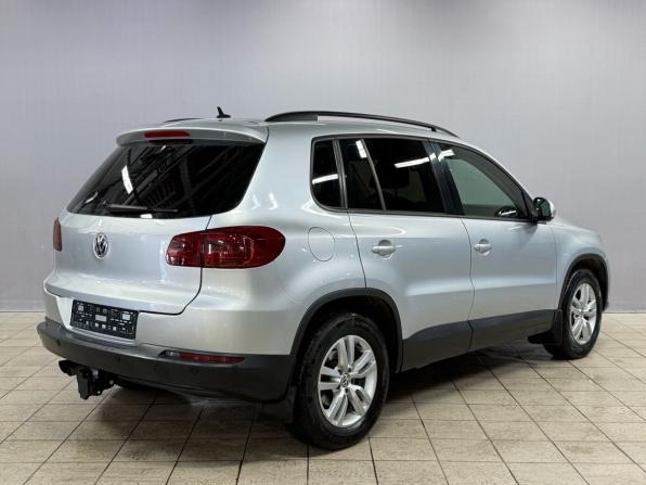 Volkswagen Tiguan I Рестайлинг с пробегом 2012 года, цена 1 050 000 рублей, 278621 км, внедорожник, Автокод Объявления