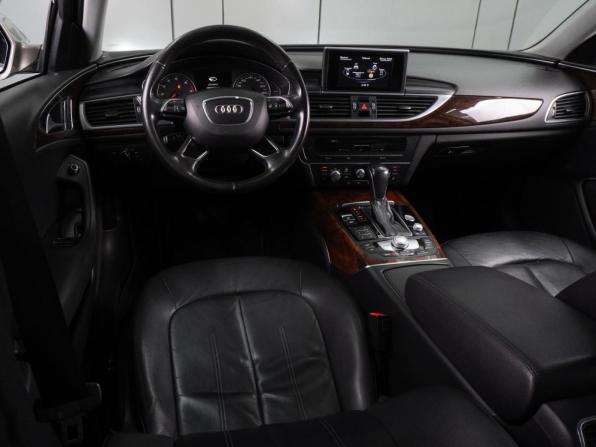 Audi A6 IV (C7) Рестайлинг с пробегом 2015 года, цена 1 699 000 рублей, 207416 км, седан, Автокод Объявления