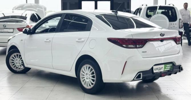 Kia Rio IV Рестайлинг с пробегом 2021 года, цена 1 749 000 рублей, 79900 км, седан, Автокод Объявления