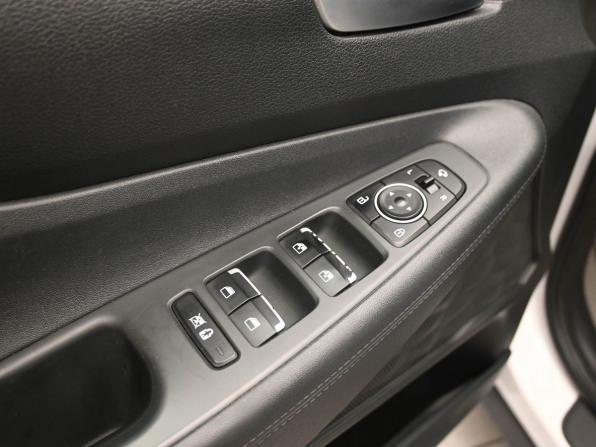 Hyundai Santa Fe IV с пробегом 2018 года, цена 3 099 900 рублей, 145185 км, внедорожник, Автокод Объявления