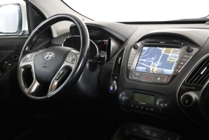 Hyundai ix35 I Рестайлинг с пробегом 2013 года, цена 1 379 990 рублей, 136002 км, внедорожник, Автокод Объявления