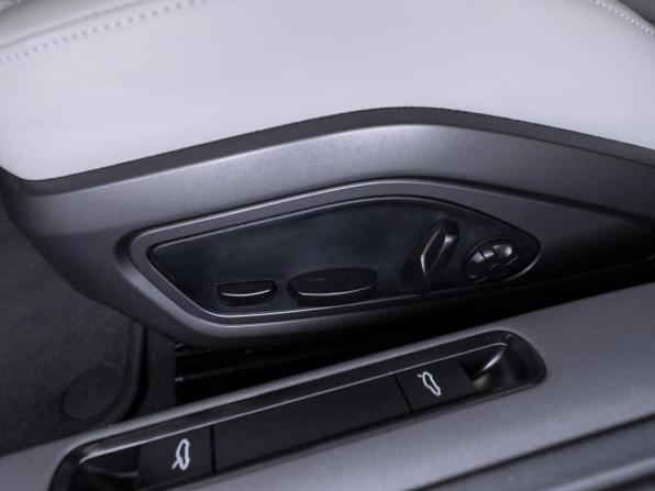 Porsche 911 VIII (992) с пробегом 2020 года, цена 16 250 000 рублей, 4824 км, купе, Автокод Объявления
