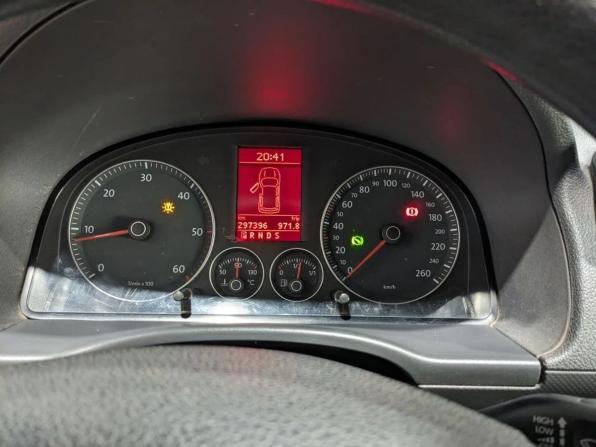 Volkswagen Caddy III с пробегом 2010 года, цена 965 000 рублей, 297500 км, компактвэн, Автокод Объявления