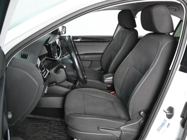 Volkswagen Polo VI с пробегом 2021 года, цена 1 719 000 рублей, 126906 км, лифтбек, Автокод Объявления