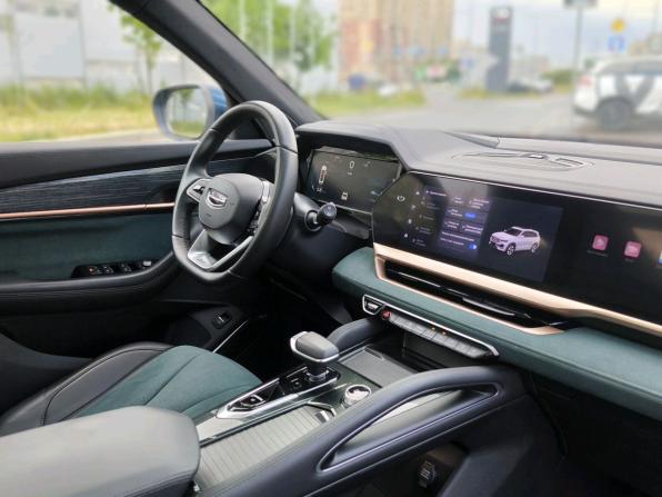 Geely Monjaro I с пробегом 2024 года, цена 3 450 000 рублей, 43339 км, внедорожник, Автокод Объявления