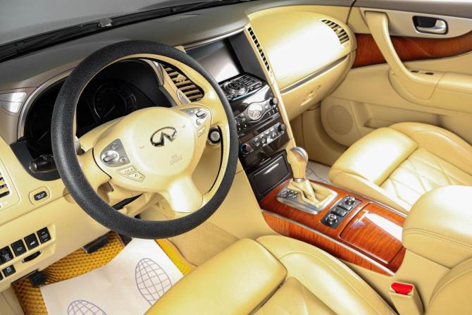 Infiniti FX II (S51) Рестайлинг с пробегом 2012 года, цена 1 919 000 рублей, 273000 км, внедорожник, Автокод Объявления