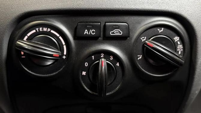 Kia Rio II Рестайлинг с пробегом 2010 года, цена 580 000 рублей, 136000 км, хэтчбек, Автокод Объявления