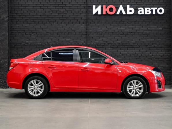 Chevrolet Cruze I Рестайлинг с пробегом 2013 года, цена 1 000 000 рублей, 70182 км, седан, Автокод Объявления