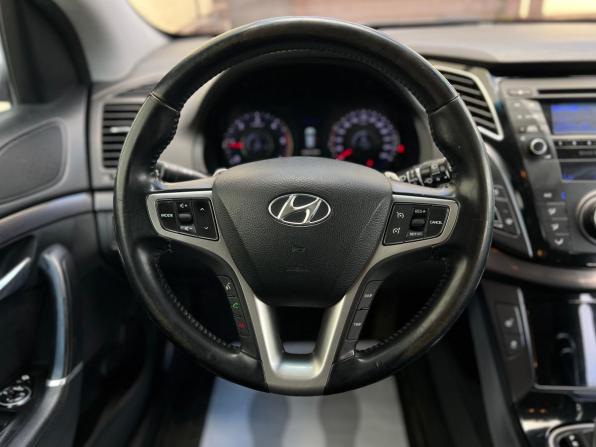 Hyundai i40 I с пробегом 2013 года, цена 1 150 000 рублей, 99859 км, универсал, Автокод Объявления